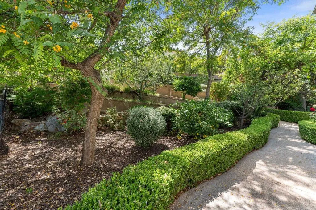 https://cdn.realtyfeed.com/cdn/127/306740427/a6b5b4ceeb6b9d0829b3d986c24f8338.webp