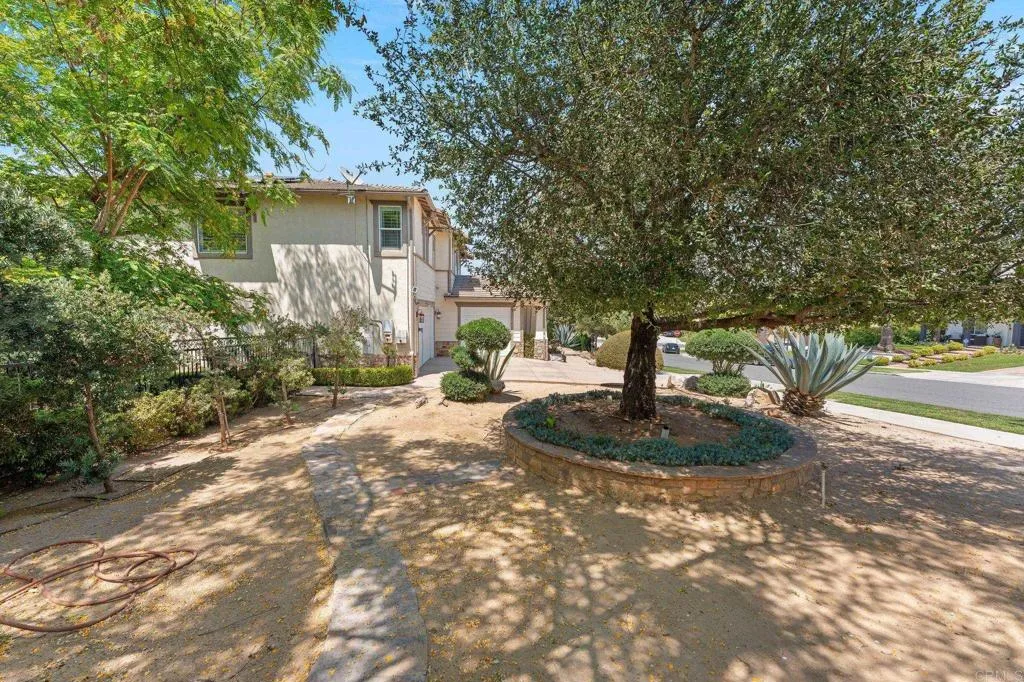 https://cdn.realtyfeed.com/cdn/127/306740427/afa771648dad6b4e3368487d8970bbfb.webp