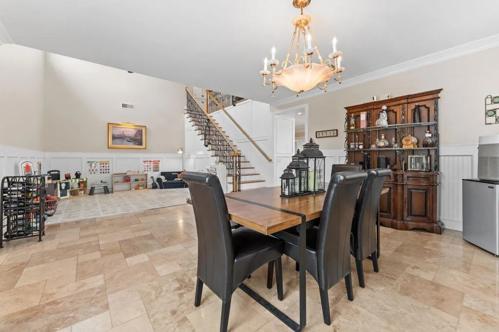 https://cdn.realtyfeed.com/cdn/127/306740427/bb708417d96a622f9bd664281b768fb8.webp