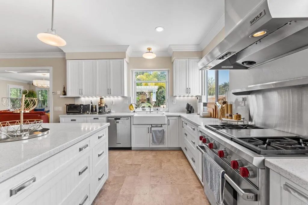 https://cdn.realtyfeed.com/cdn/127/306740427/ddf8dbce7f6fa2de6d30076ee96f74b6.webp