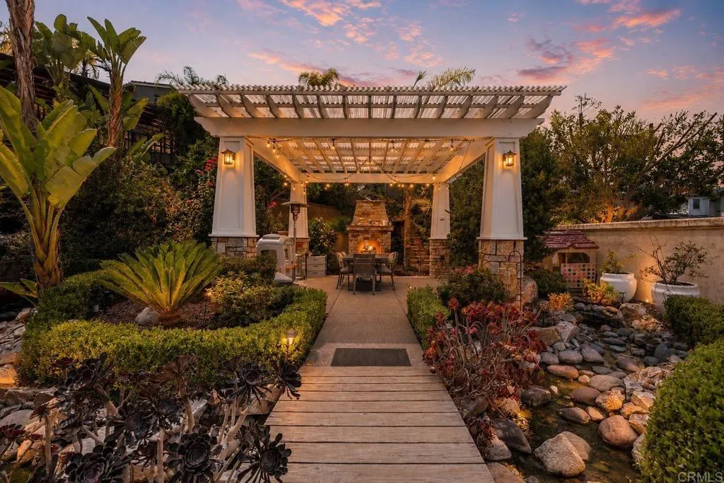 https://cdn.realtyfeed.com/cdn/127/306740427/e3ce863e0d6024b634507727917d3127.webp