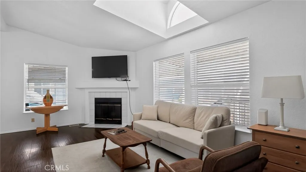 https://cdn.realtyfeed.com/cdn/127/306740472/c7cadb3c203a85e10524f37c1b77e2c4.webp