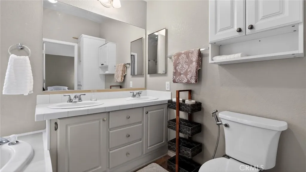 https://cdn.realtyfeed.com/cdn/127/306740472/e9c80d55f835befd9a4828d4efde501f.webp