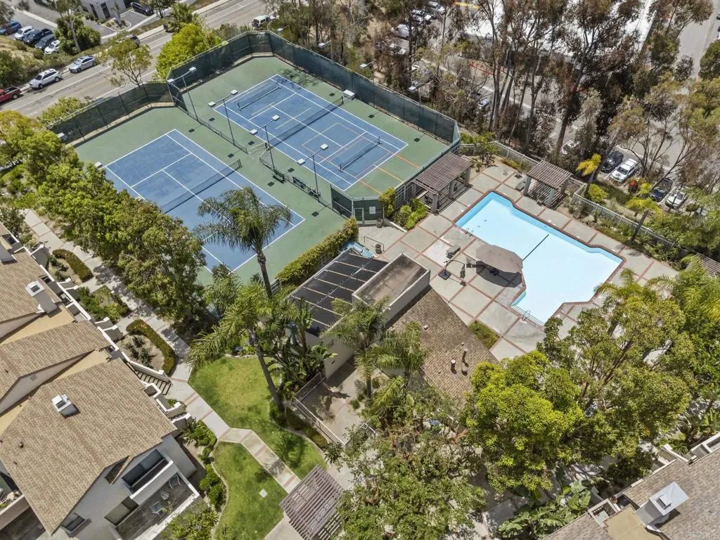 2710 Ariane Drive Unit 3, San Diego, CA 92117 - Photo 4 of 46, San Diego, CA