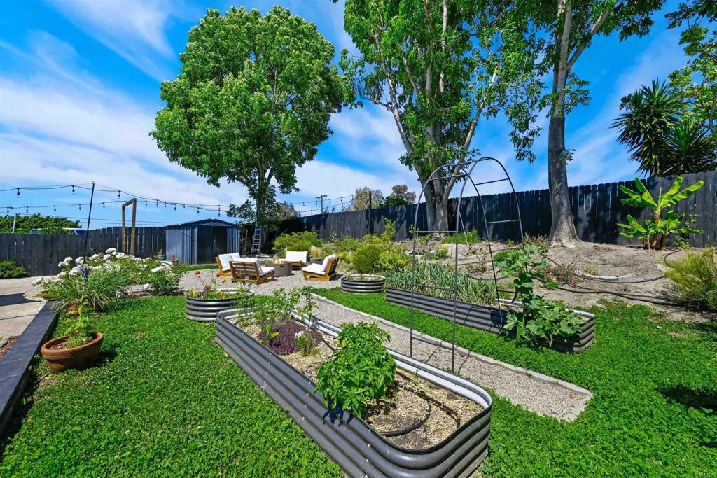 https://cdn.realtyfeed.com/cdn/127/306740495/c112977b4a142a977f910647032eb668.webp