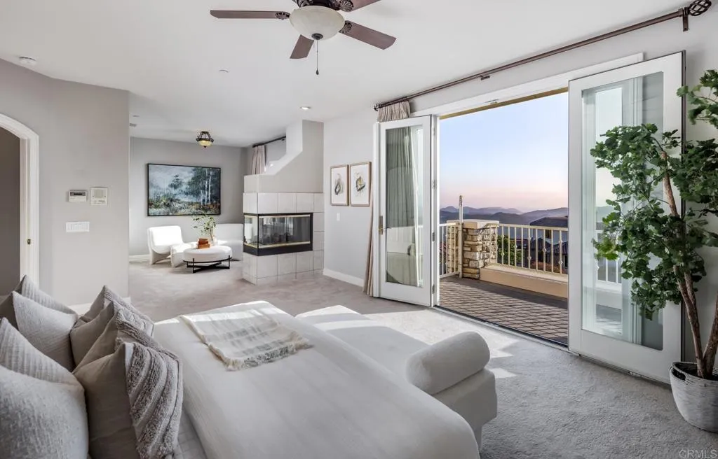 https://cdn.realtyfeed.com/cdn/127/306740496/819bc58c0638f6adb25a84373adb3226.webp
