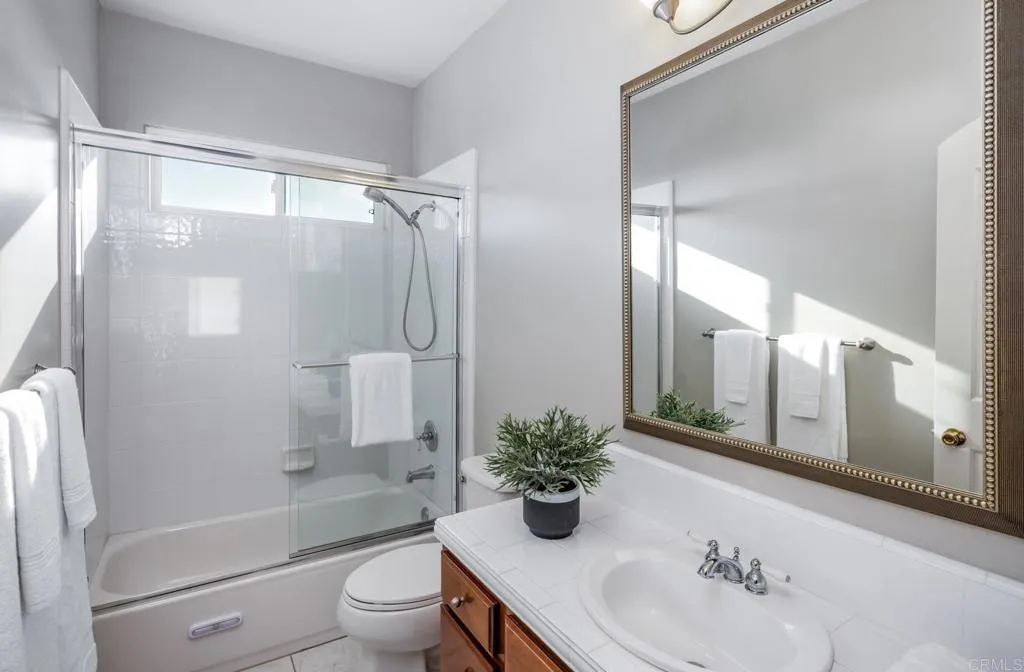 https://cdn.realtyfeed.com/cdn/127/306740496/b46da214a149871bfd9a2c5a7d0b8516.webp