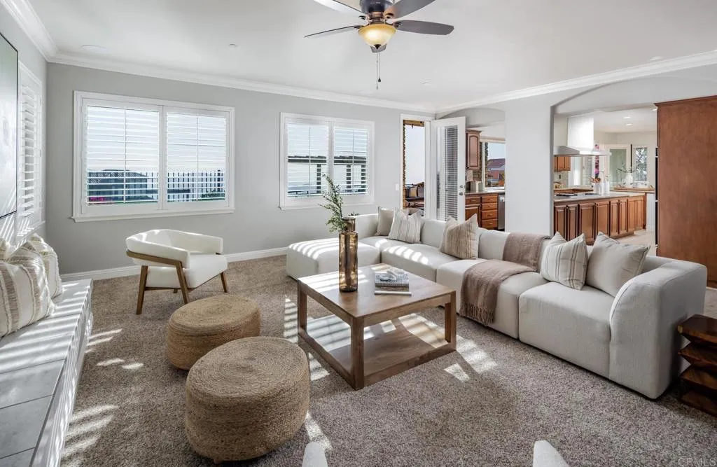 https://cdn.realtyfeed.com/cdn/127/306740496/c72ad41143f8bebd5d03b0ae4aeaadc2.webp