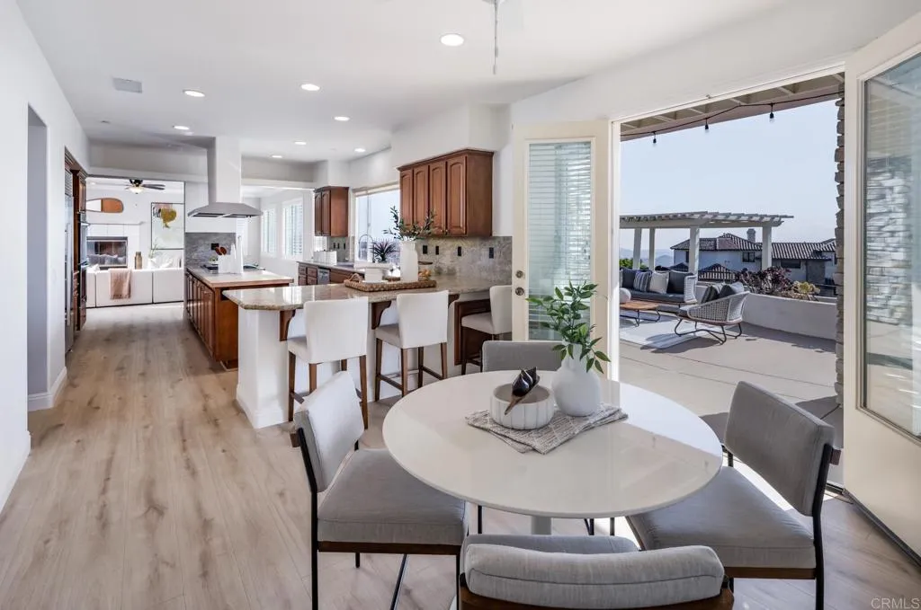 https://cdn.realtyfeed.com/cdn/127/306740496/d73b34a5b7f36ef8bebd0593423eb61c.webp