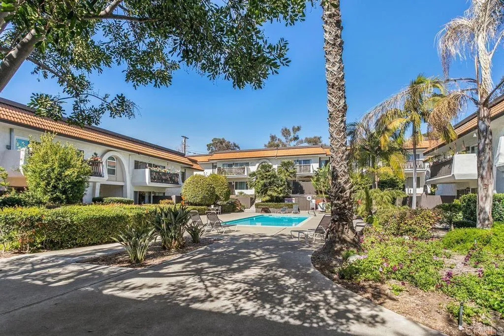 https://cdn.realtyfeed.com/cdn/127/306740511/1f6534befac1536a89d0534e12b82d13.webp