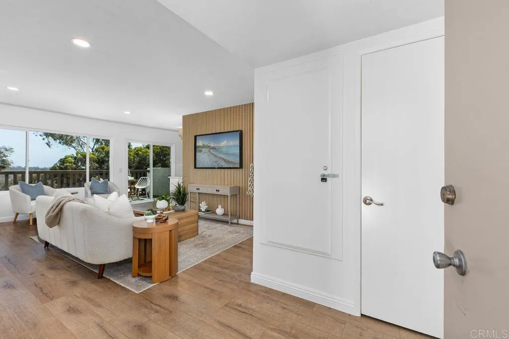 https://cdn.realtyfeed.com/cdn/127/306740511/337d7f8fe09aea812a71d26bc0c5eb40.webp
