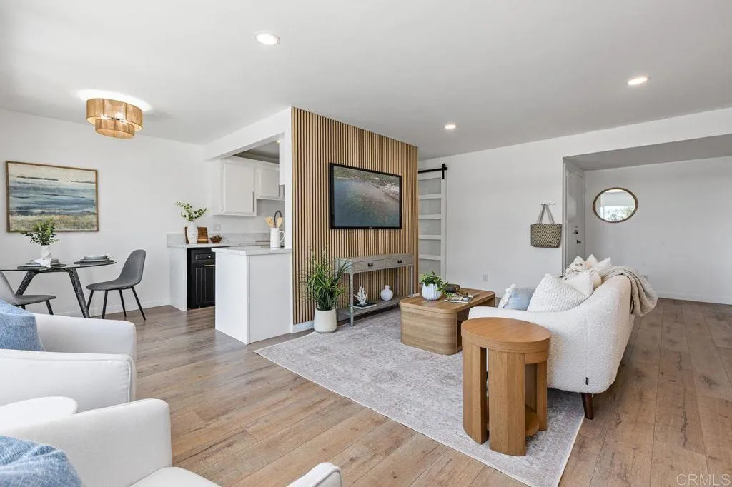 https://cdn.realtyfeed.com/cdn/127/306740511/b6871f84c87c1ef8df05f9d540f2d6e5.webp