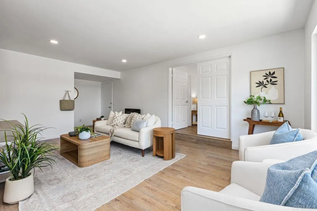 https://cdn.realtyfeed.com/cdn/127/306740511/d6b5318342a7c38b59667879512d1d0b.webp