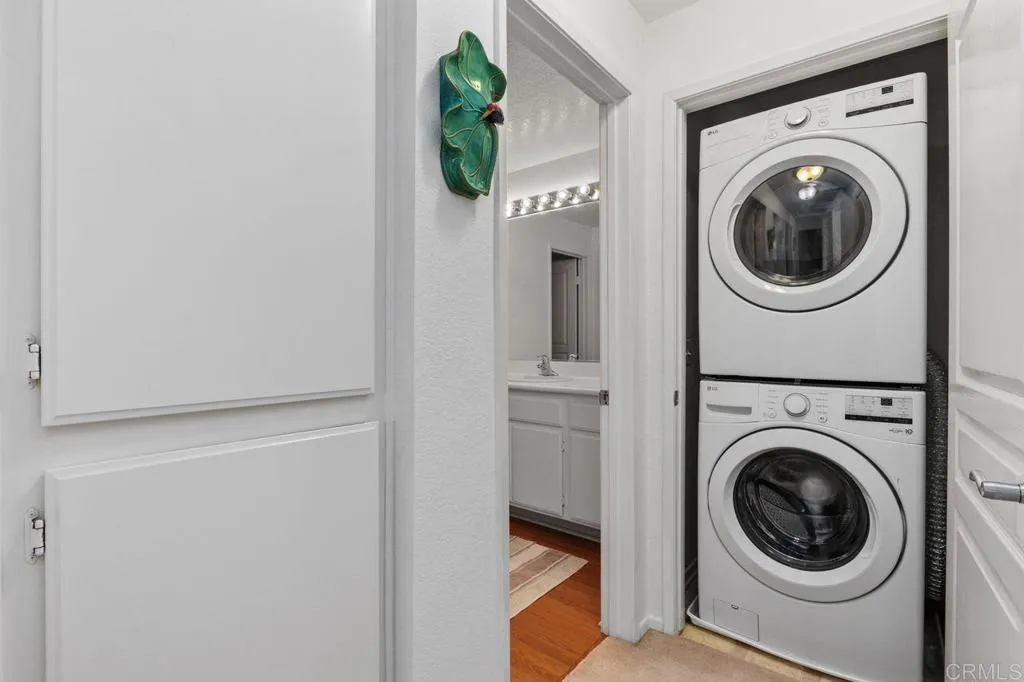 https://cdn.realtyfeed.com/cdn/127/306740516/337fcd2b3ba7182d160c7be8764d5725.webp