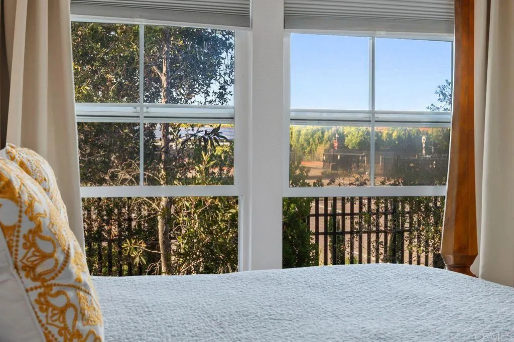 https://cdn.realtyfeed.com/cdn/127/306740516/5b9c3185e94df31b52c88cb40e270695.webp