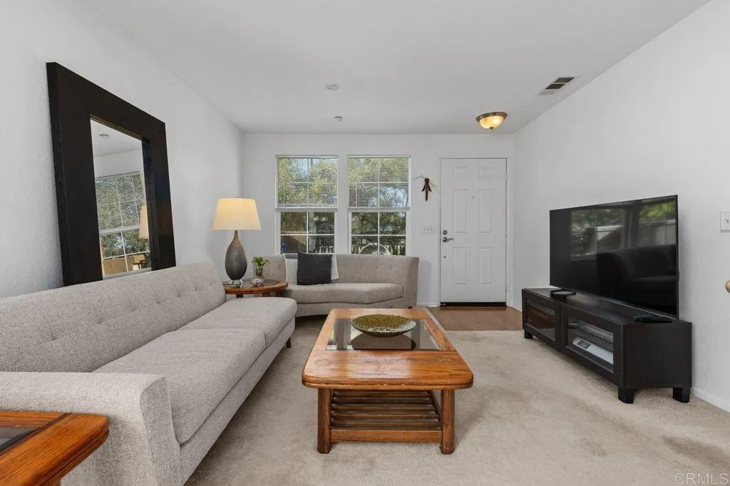 https://cdn.realtyfeed.com/cdn/127/306740516/7d728a73e6baa2469e8c2485fd334b6b.webp
