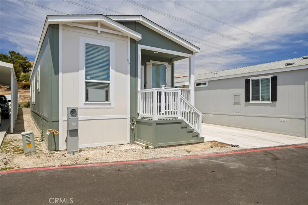 https://cdn.realtyfeed.com/cdn/127/306740549/81722d66bfe11706d2b98f72dbd8dc0c.webp