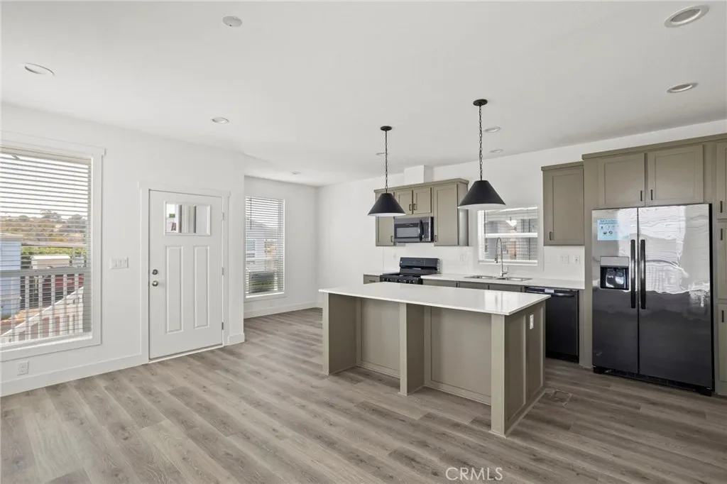 https://cdn.realtyfeed.com/cdn/127/306740549/c2cbbde63c97214ef8c3ead3cc581e3a.webp