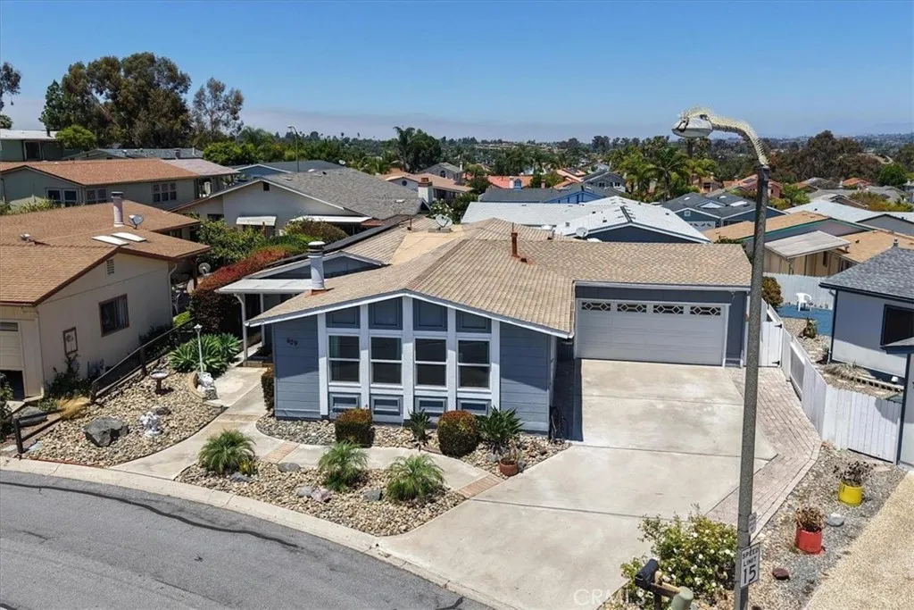 https://cdn.realtyfeed.com/cdn/127/306740553/20a2ef34da110ab235a71ceda3bf6f3f.webp