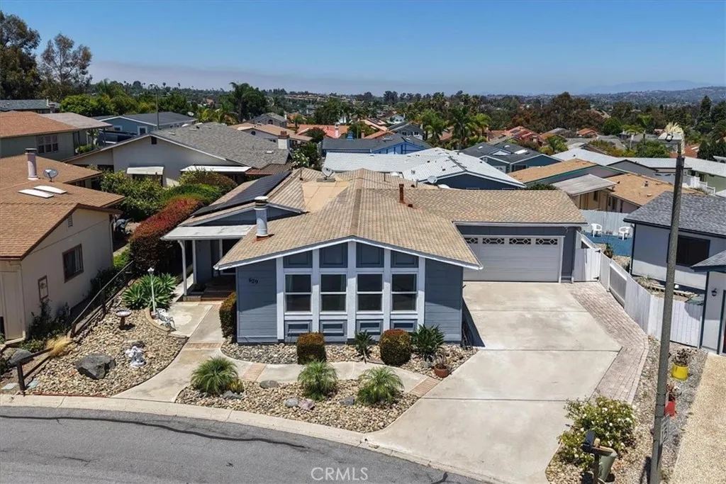 https://cdn.realtyfeed.com/cdn/127/306740553/93d350e8e70c60e1fa6e25313f3697e4.webp