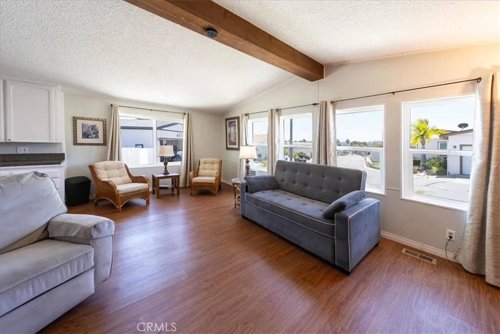 https://cdn.realtyfeed.com/cdn/127/306740553/97326249ac76f78c328a0c8769e36af4.webp
