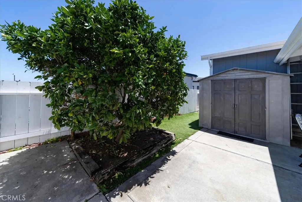 https://cdn.realtyfeed.com/cdn/127/306740553/99ca261974bec64ef65fbd434fc1fe3a.webp