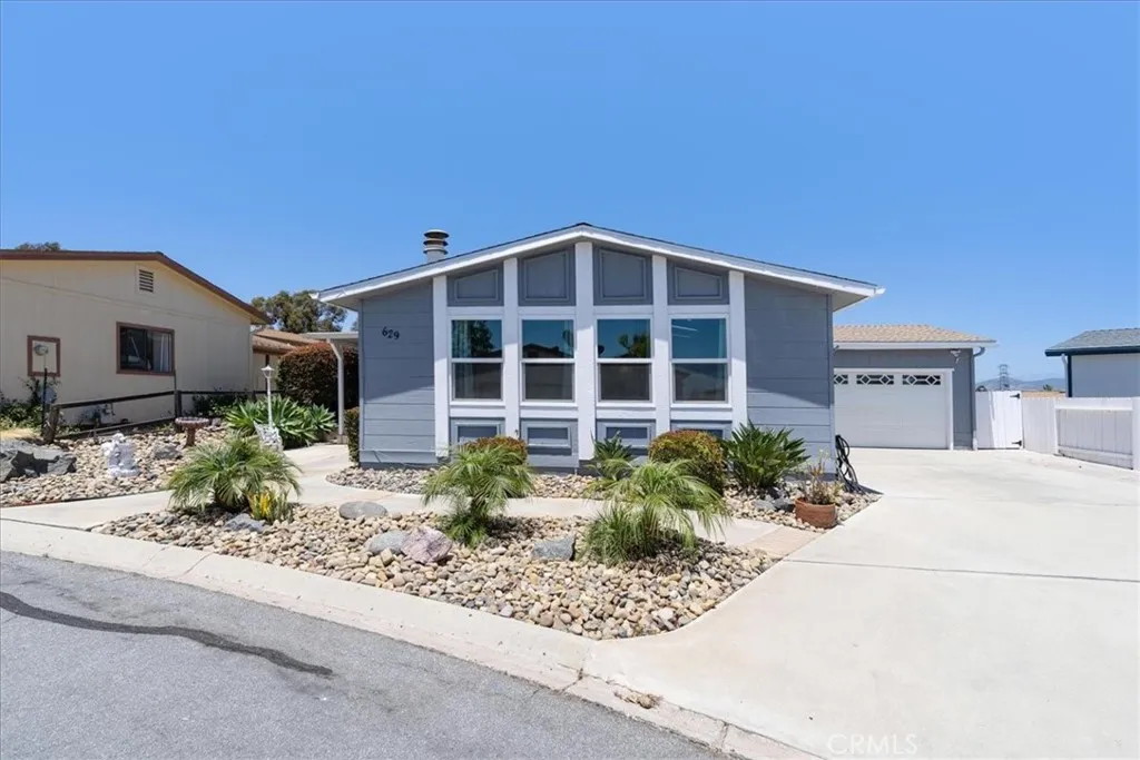 https://cdn.realtyfeed.com/cdn/127/306740553/d59c99667a61f7f027dfb3044f87981d.webp