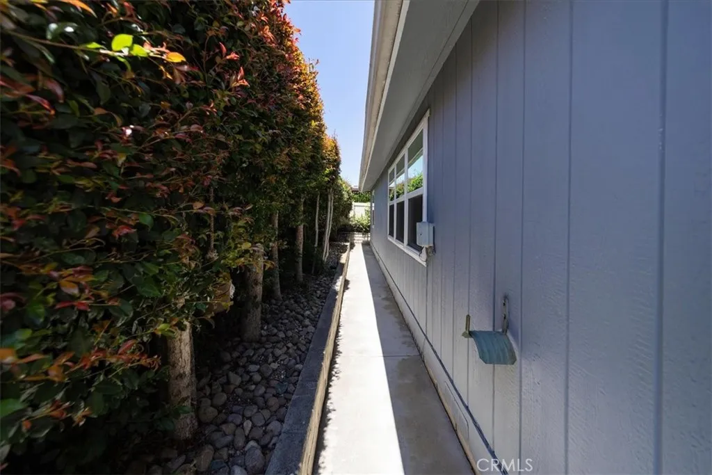 https://cdn.realtyfeed.com/cdn/127/306740553/de161448f1f80fd454d580ef5608bd5b.webp
