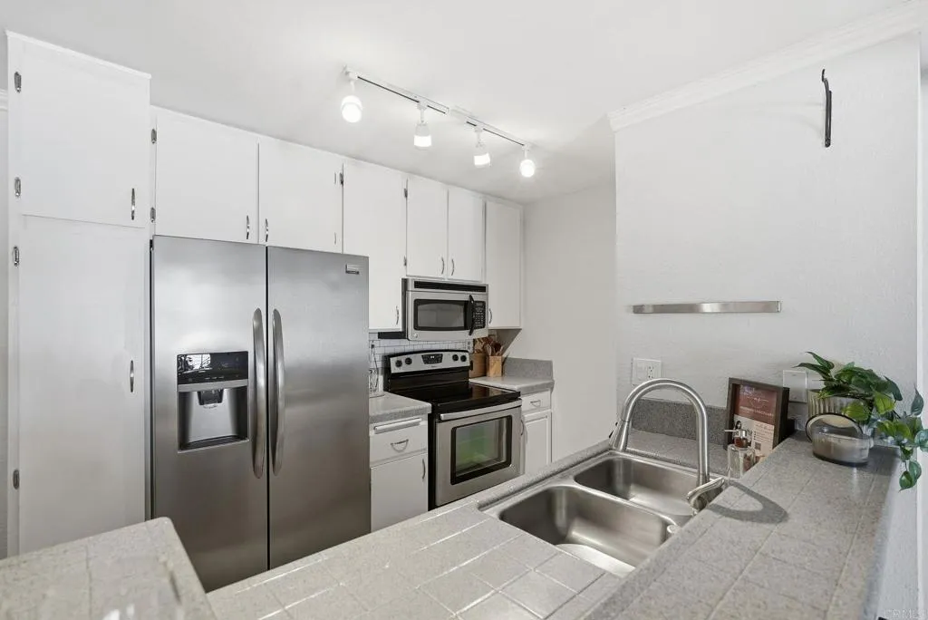 Photo #7: PTP2604466 Listing: Photo #7