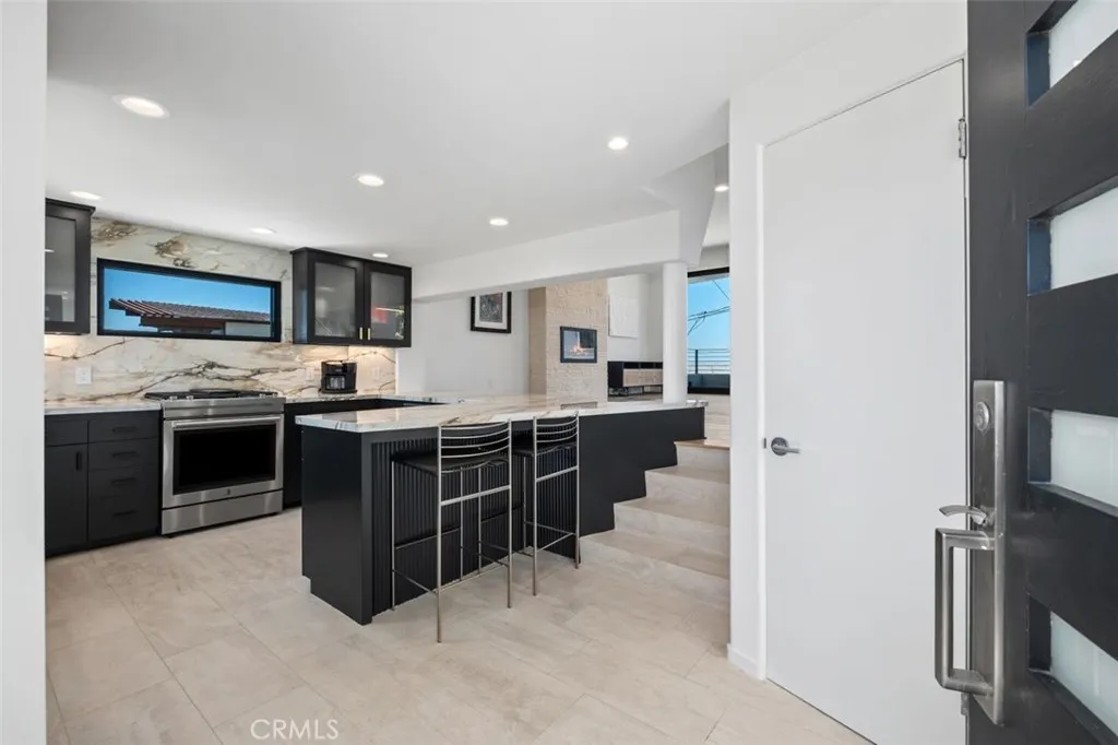 31868 Circle Dr., Laguna Beach, CA 92651 - Photo 4 of 38, Laguna Beach, CA
