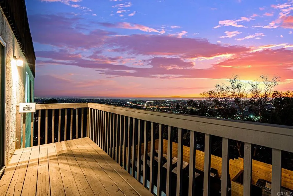 https://cdn.realtyfeed.com/cdn/127/306740638/3575519612d8fb677166230eedde3562.webp