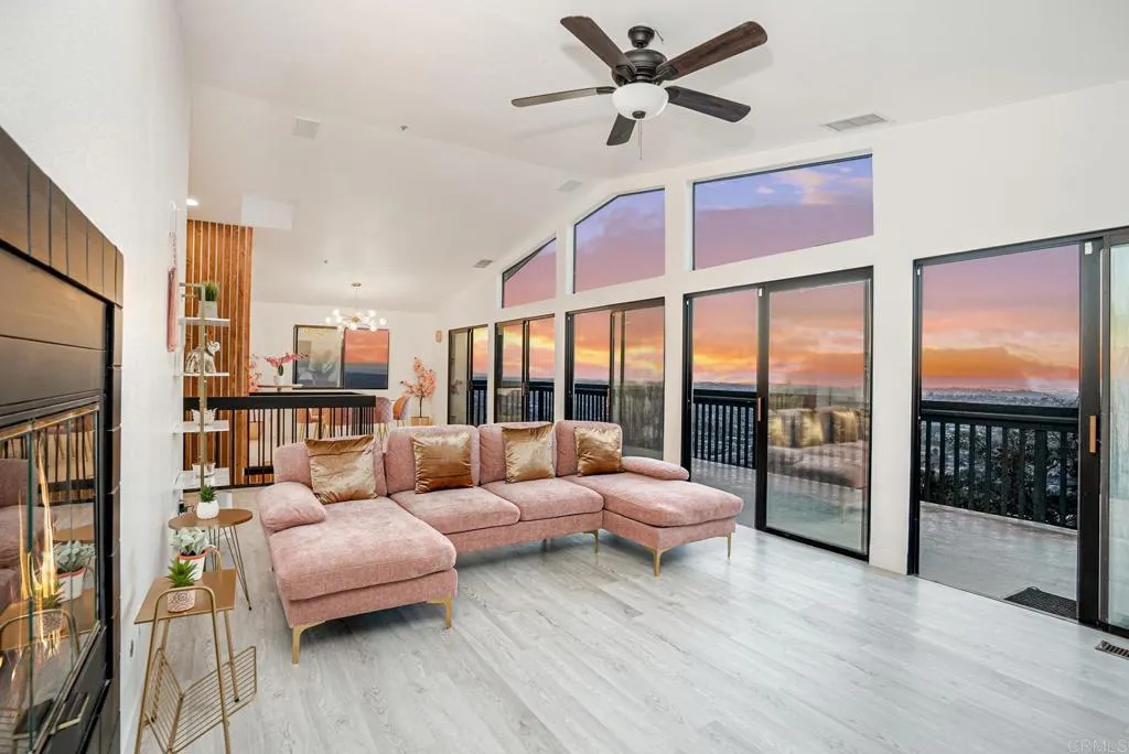 https://cdn.realtyfeed.com/cdn/127/306740638/6c23d562eb125d5bf7bbe8c491d3a604.webp