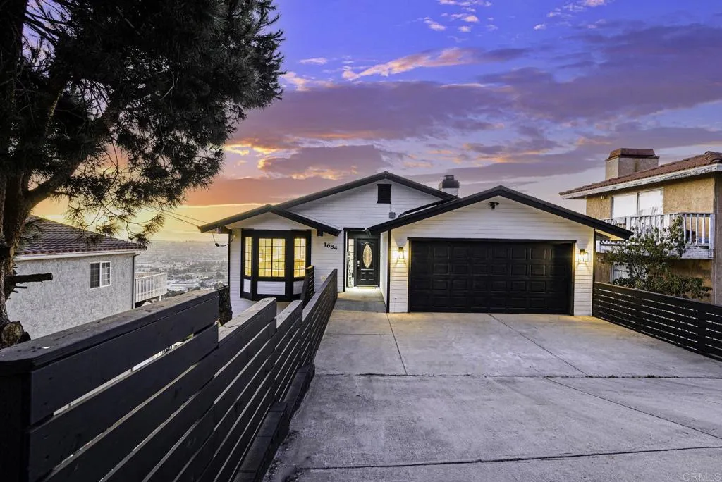 https://cdn.realtyfeed.com/cdn/127/306740638/7729be15997ba86f5d78baad1ba25f3a.webp