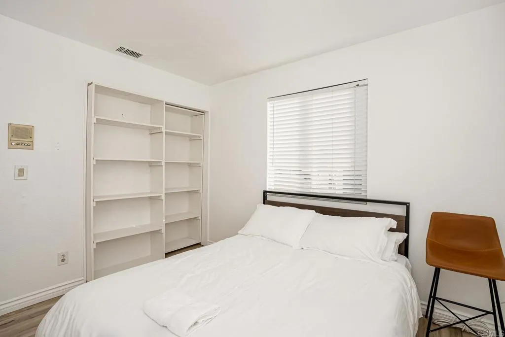 https://cdn.realtyfeed.com/cdn/127/306740638/a1000c77fd0bc7b03f11a1a42f27520a.webp
