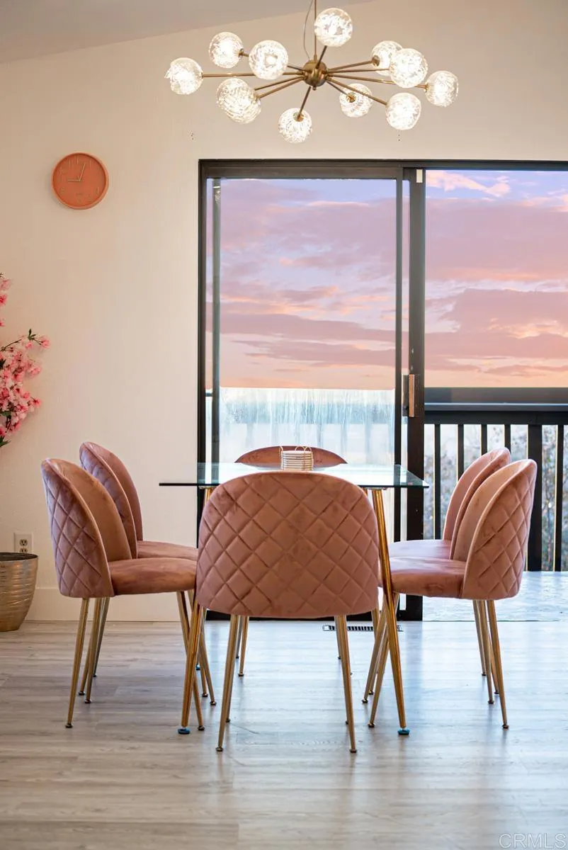 https://cdn.realtyfeed.com/cdn/127/306740638/f96119d8a3124b3621f9e133a78ad6e3.webp