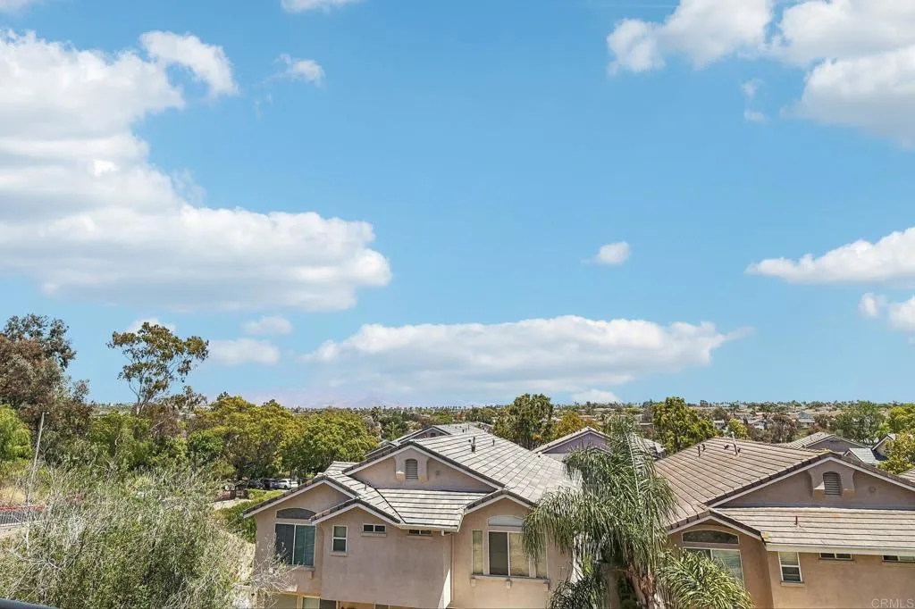 https://cdn.realtyfeed.com/cdn/127/306740664/3661c000fa35862c65ba4424033b84ed.webp