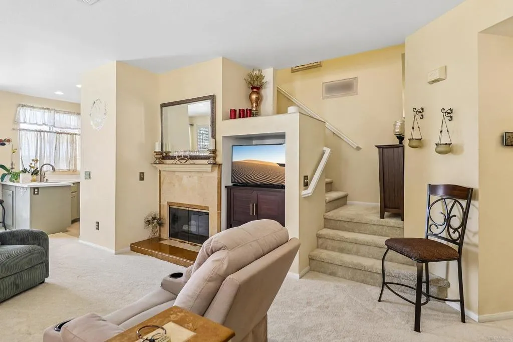 https://cdn.realtyfeed.com/cdn/127/306740664/50fb99e67c38e24eea687f1c02b6ea81.webp