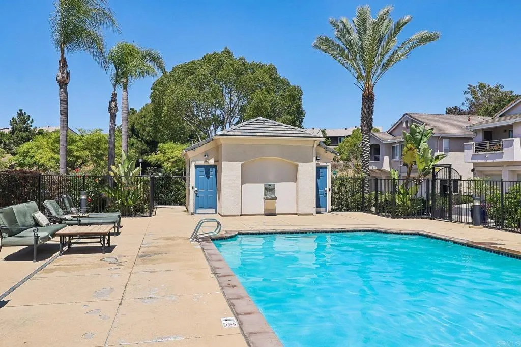 https://cdn.realtyfeed.com/cdn/127/306740664/618b388d7215cbee4087225b8e3b87da.webp