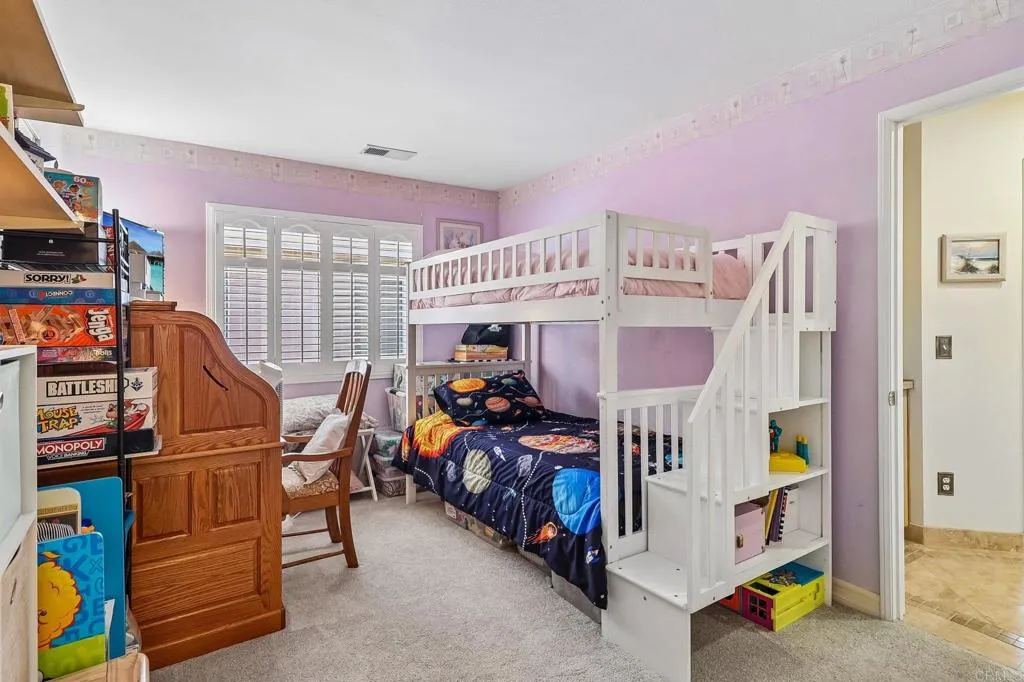 https://cdn.realtyfeed.com/cdn/127/306740664/c174bc6290fd08460ee7f64aea6af9d4.webp