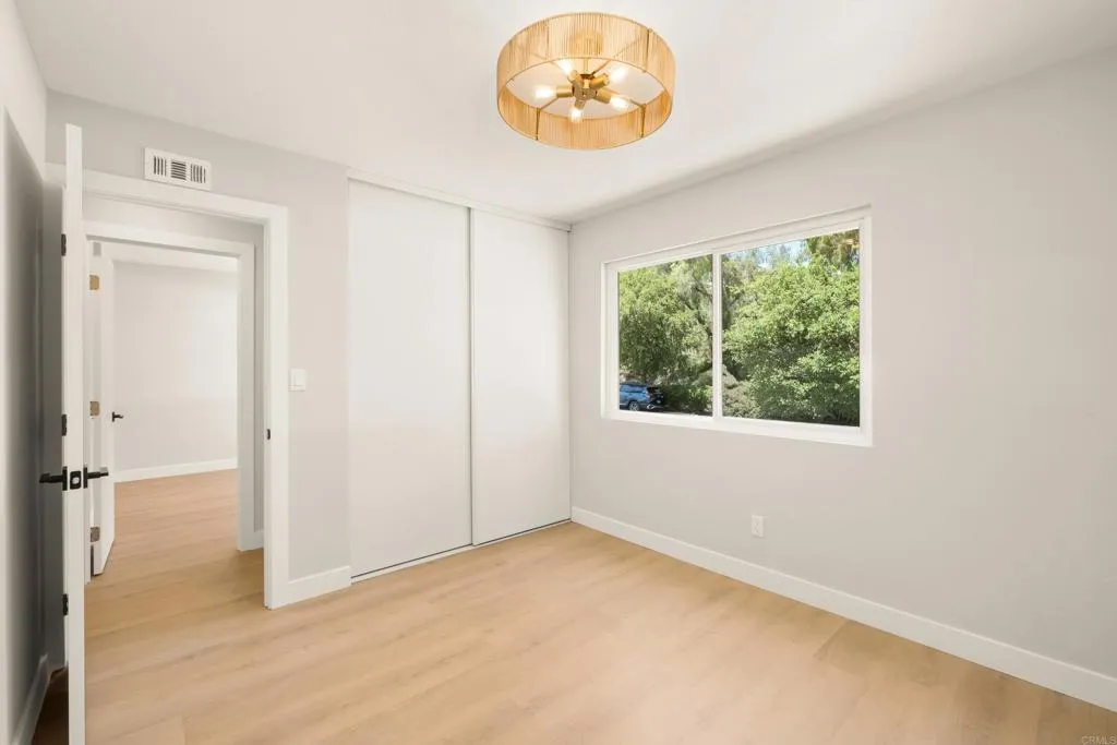 https://cdn.realtyfeed.com/cdn/127/306740707/2ccb33766fc10f29fc9d6c62b71a846a.webp