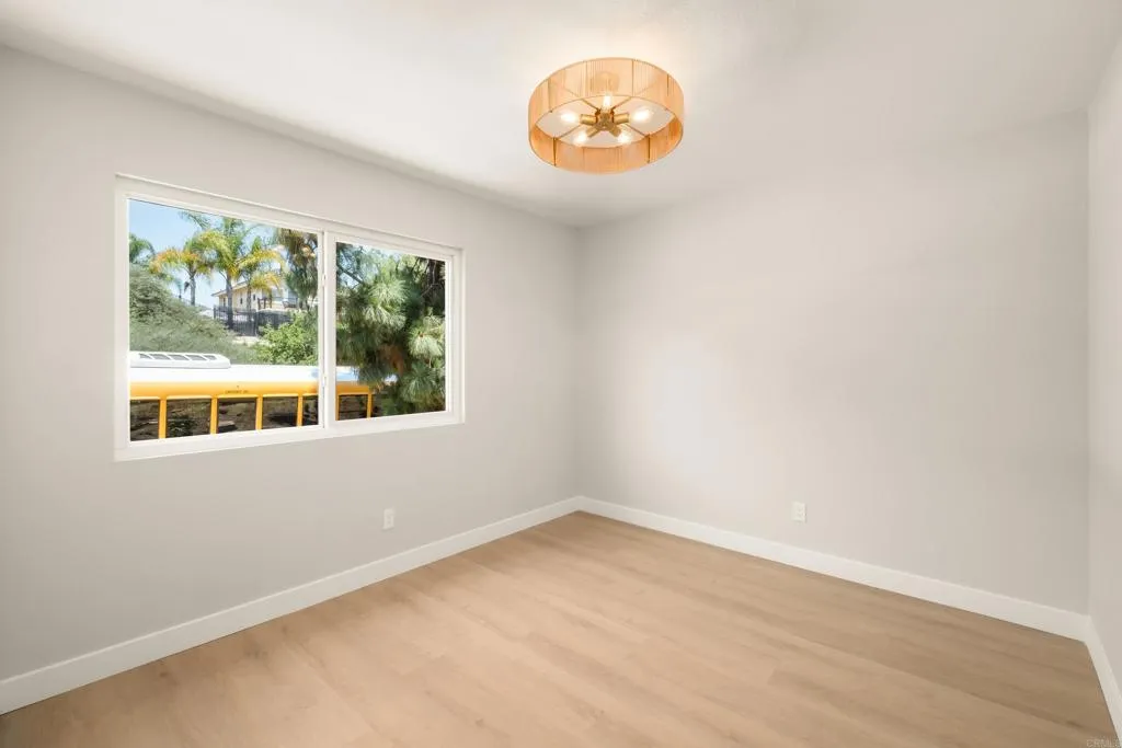 https://cdn.realtyfeed.com/cdn/127/306740707/9810ad3bfb86898358eaabe811667c9e.webp
