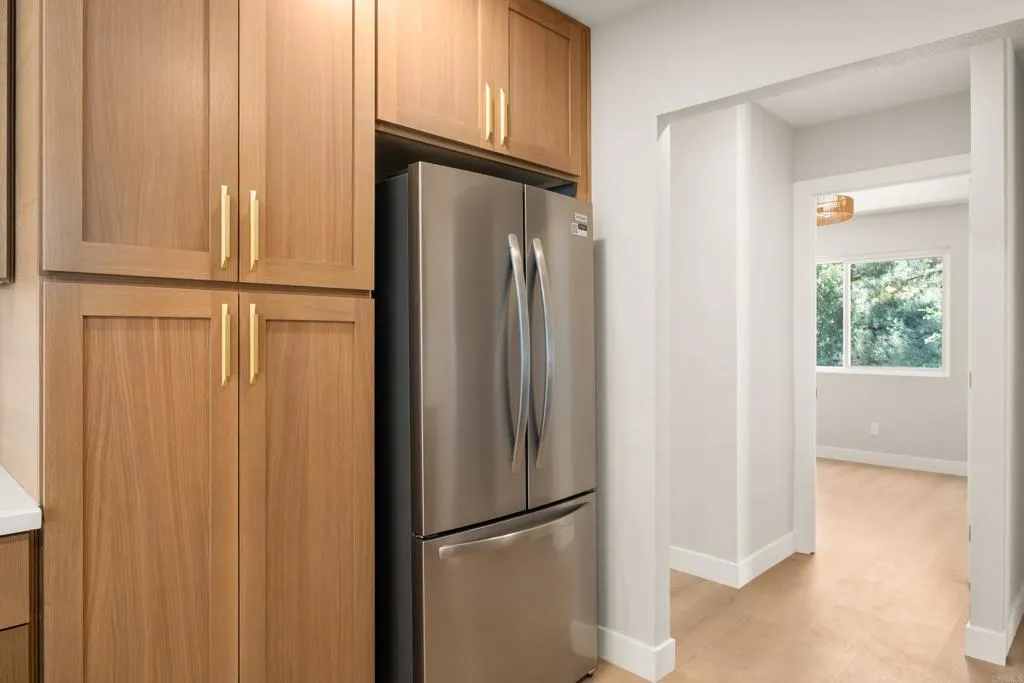 https://cdn.realtyfeed.com/cdn/127/306740707/a972a6290f4c72ae7d4a7ce5bd1dbd07.webp