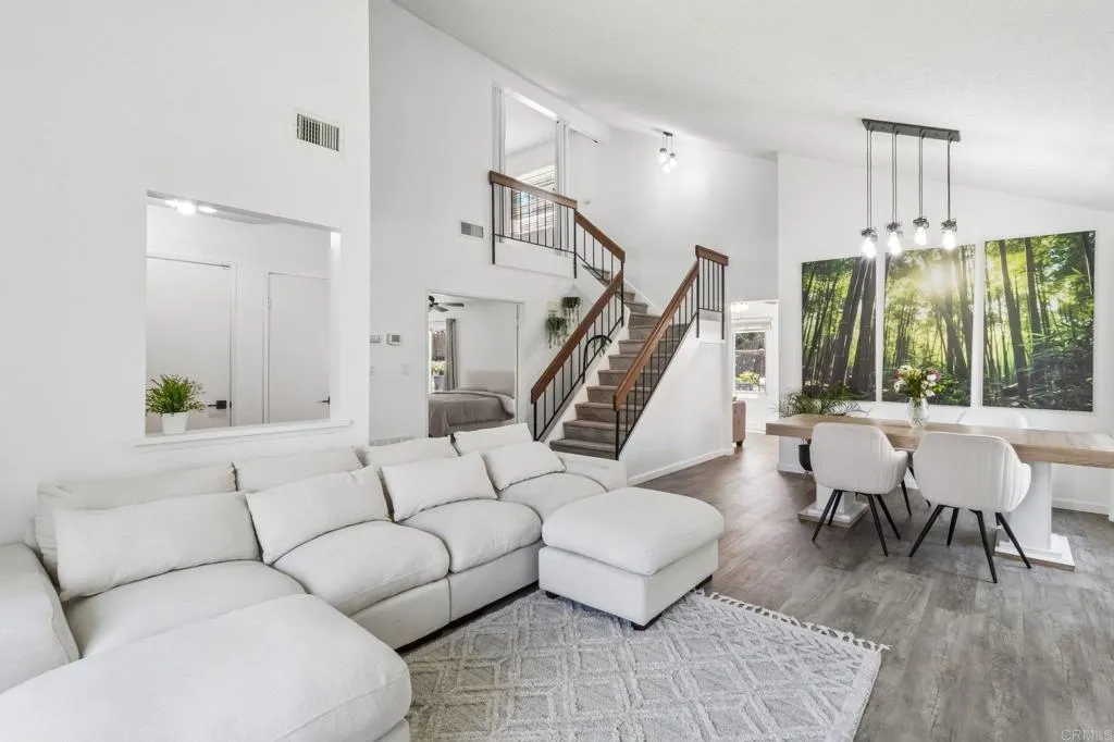 https://cdn.realtyfeed.com/cdn/127/306740714/055e9866aadc5dc0621ffd3822cf581f.webp