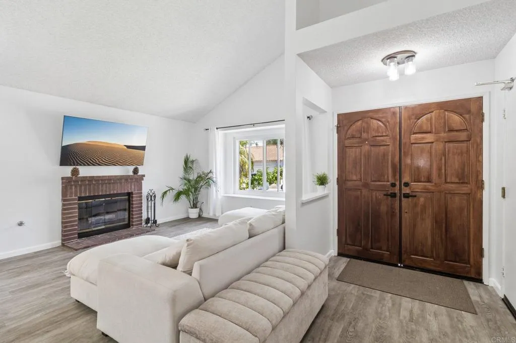 https://cdn.realtyfeed.com/cdn/127/306740714/a3e4a159b134800f8af8b29cc2bbd592.webp