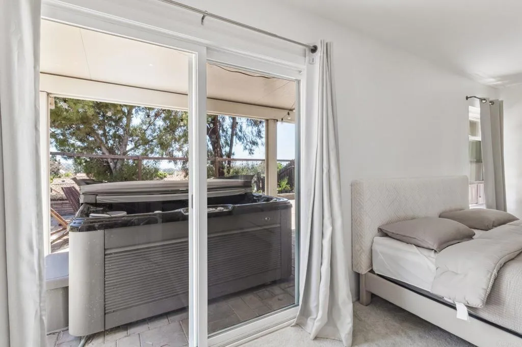 https://cdn.realtyfeed.com/cdn/127/306740714/c6eff4e05ed7b1dad9829722f8f8beb6.webp