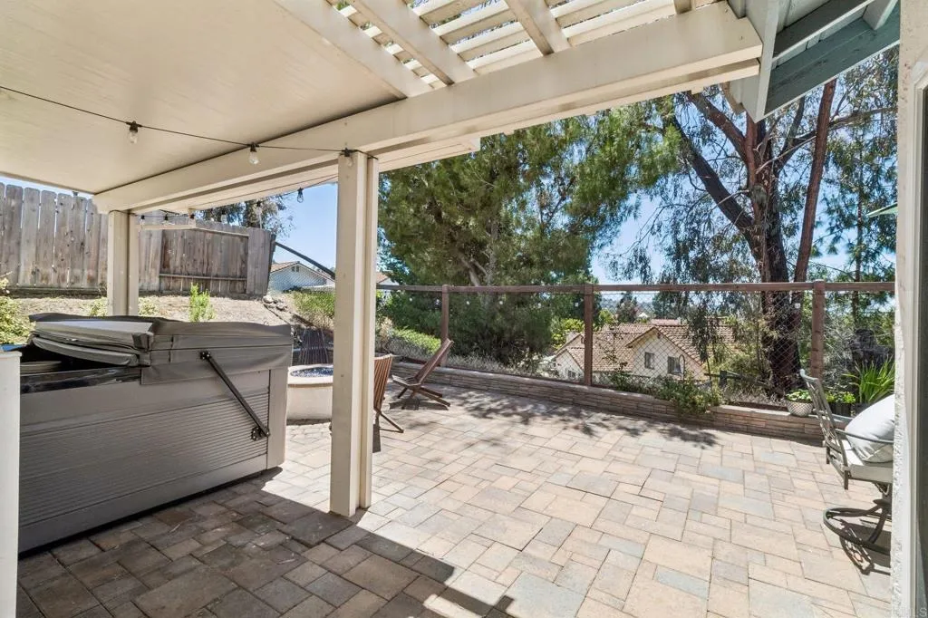 https://cdn.realtyfeed.com/cdn/127/306740714/d22f316bf746e674cd4c75f88ce0ef6b.webp