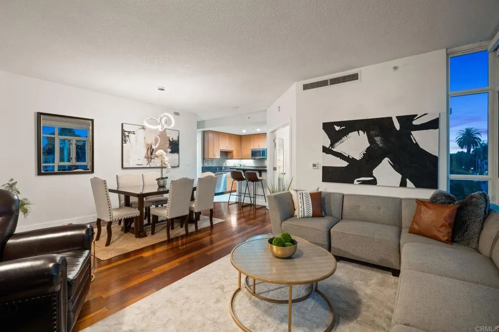 https://cdn.realtyfeed.com/cdn/127/306740725/06060def17cb677a0125a551287aa289.webp