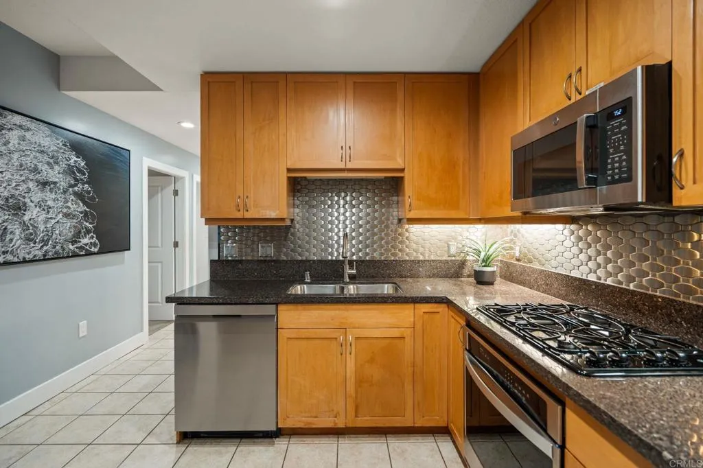 https://cdn.realtyfeed.com/cdn/127/306740725/0728ba54dd9243a40ae02104f270159f.webp