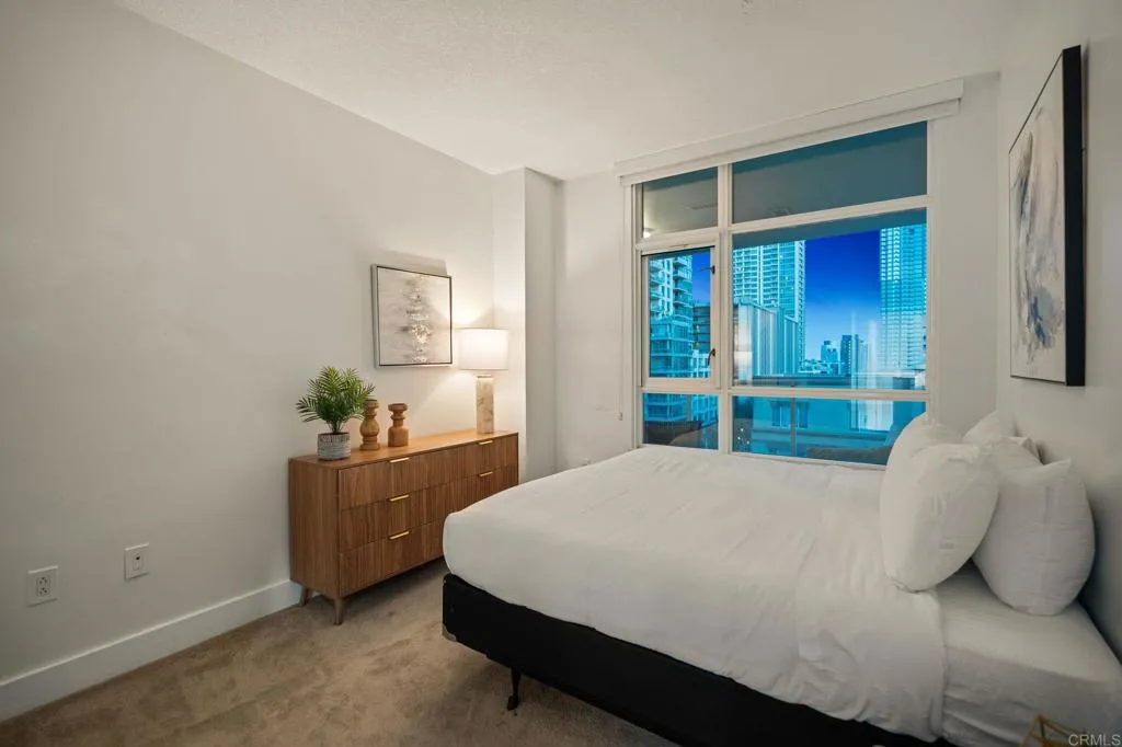 https://cdn.realtyfeed.com/cdn/127/306740725/19dbc0a2f9dbb09a650956347b82e3a6.webp