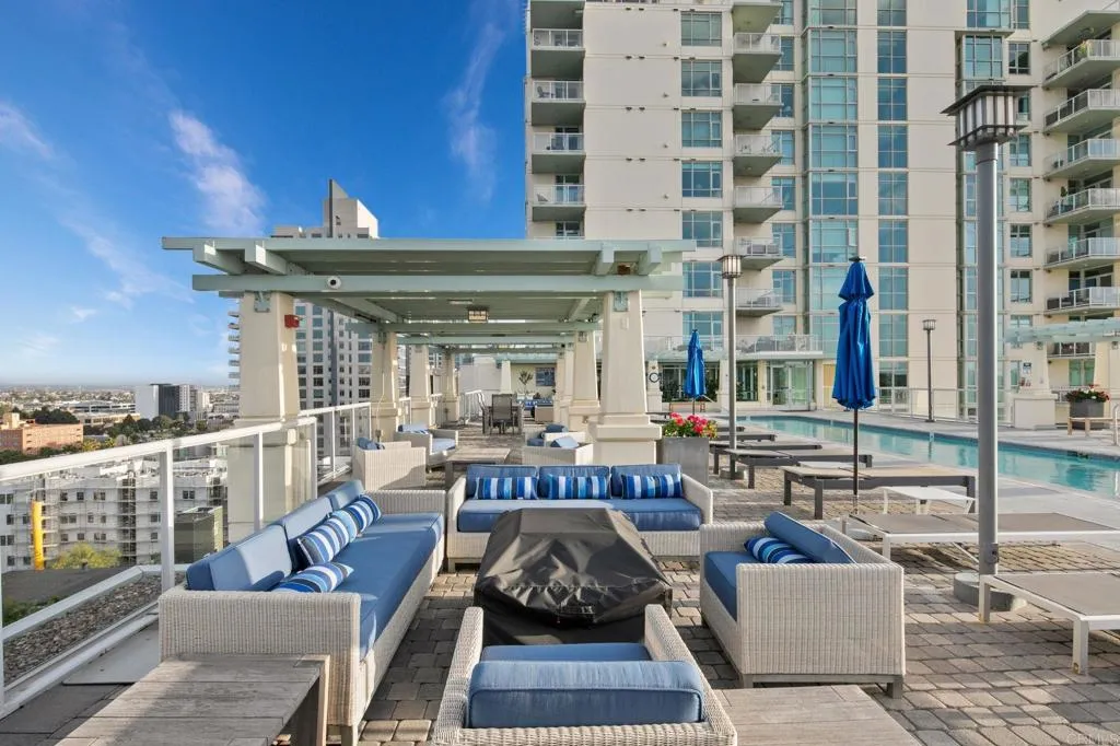 https://cdn.realtyfeed.com/cdn/127/306740725/4dd22c4321aa2d8011e2ad5078dc0f42.webp